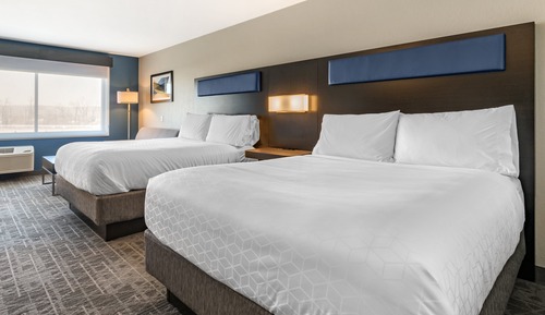Suite, 2 Queen Beds (Additional Living Area)