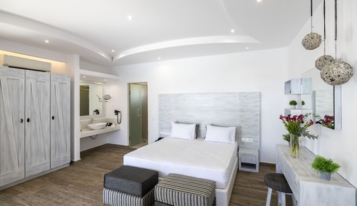 Deluxe Double or Twin Room, Pool View