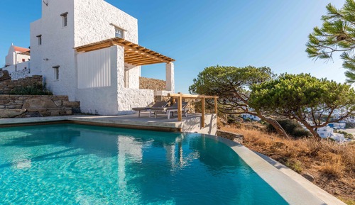 Honeymoon House, Sea View
