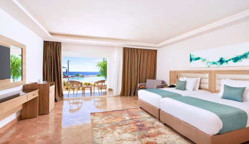 Deluxe Double Room, Pool View