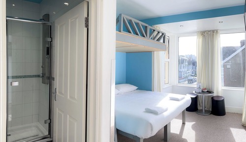 Comfort Triple Room