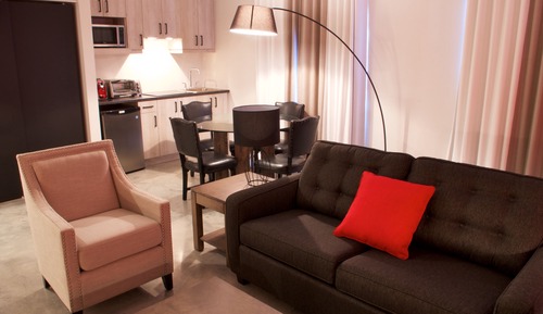 Deluxe Studio Suite, Multiple Beds