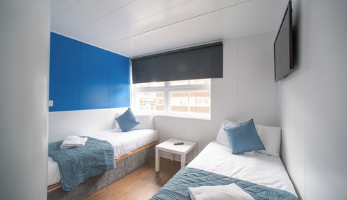 Twin Room (with window)