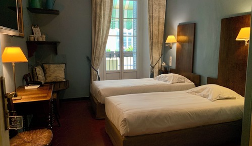 Twin Room (3)