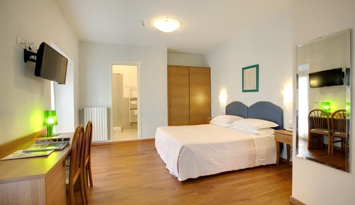 Classic Triple Room
