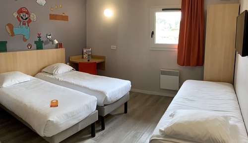 Triple Room, 3 Twin Beds