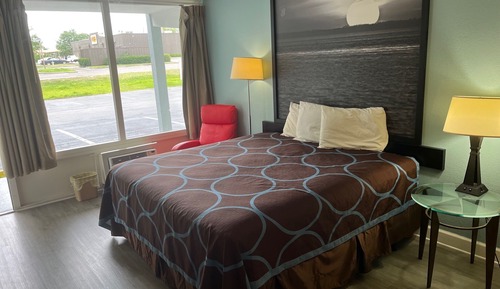 Room, 1 King Bed, Accessible, Non Smoking (Mobility)