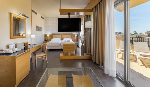 Junior Suite, Terrace, Golf View (3 adults)