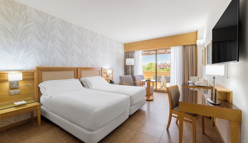 Double Room, Golf View (3 adults)