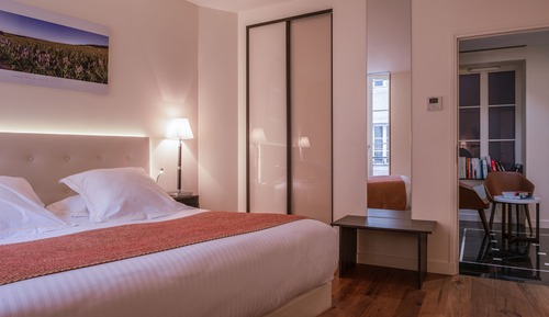 Chambre Familiale (Deux Chambres)