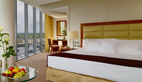 Deluxe Room, 1 King Bed, Non Smoking, City View