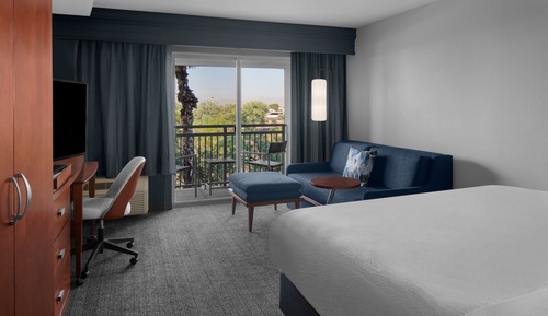 Room, 1 King Bed with Sofa bed, Balcony