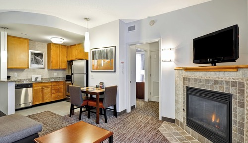 Executive Suite, 1 Bedroom, Non Smoking, Fireplace