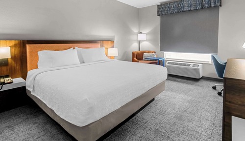 One king bed special non smoking