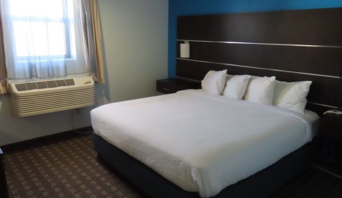 Standard Room, 1 King Bed, Multiple View