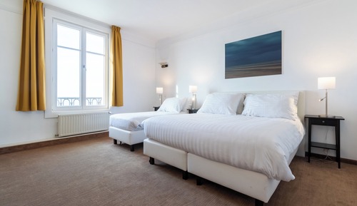 Classic Triple Room, Sea View