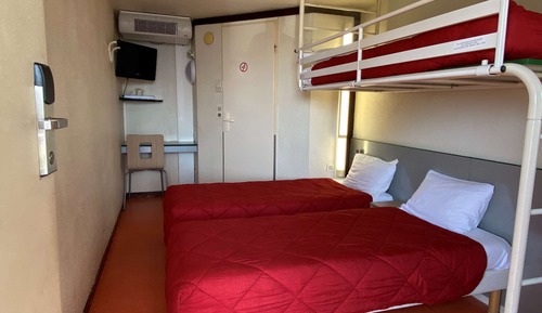 Standard Room, 3 Twin Beds