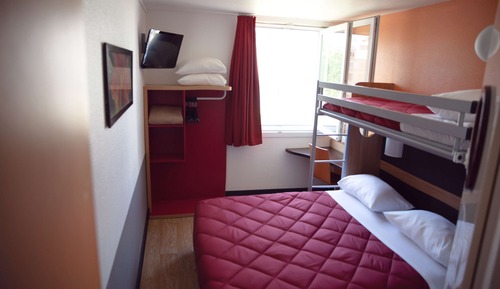 Standard Room, Multiple Beds (1 Double and 1 Single bed)