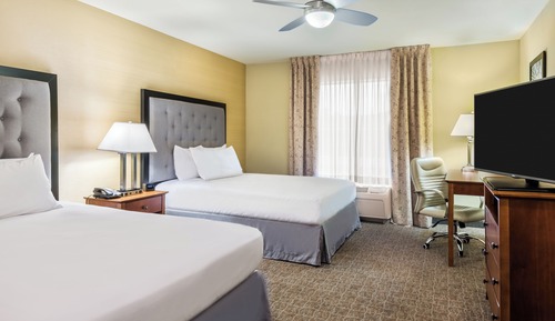 Suite (2 QUEEN BEDROOM ACC)