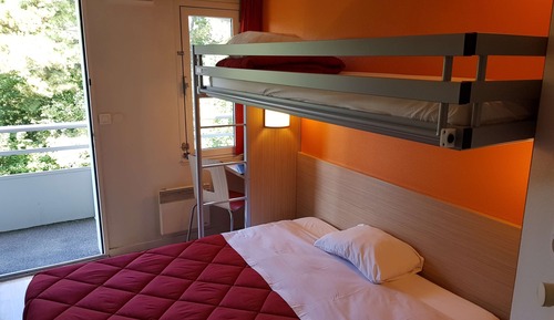 Standard Room, Multiple Beds (1 Double and 1 Single bed)