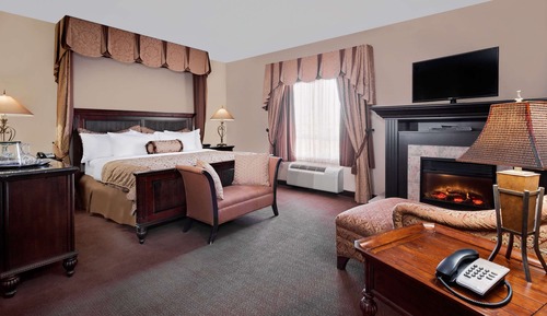 Suite, 1 King Bed, Non Smoking, Jetted Tub