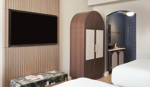 Standard Room, 2 Queen Beds (Mobility Accessible, Tub)