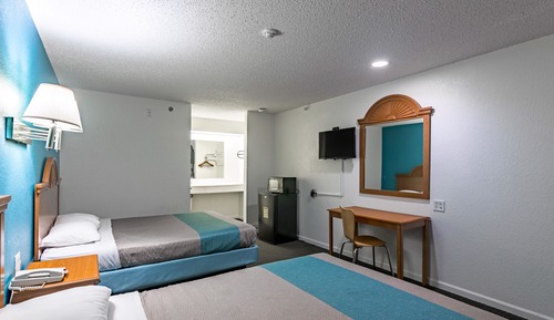 Deluxe Room, 2 Queen Beds, Non Smoking, Refrigerator & Microwave