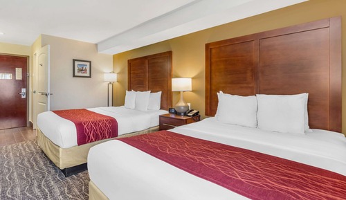 Standard Room, 2 Queen Beds, Non Smoking