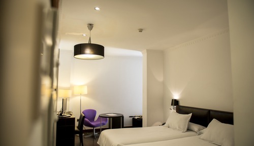 Standard Double Room (Interior)