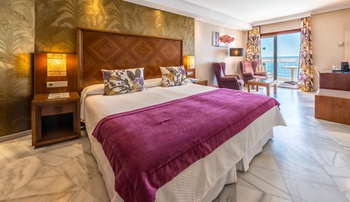 Junior Suite, Balcony, Sea View (for two adults and two children )