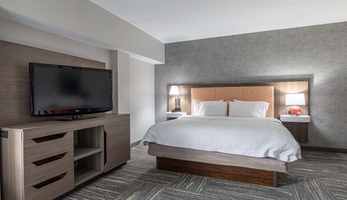 Studio Suite, 1 King Bed, Non Smoking