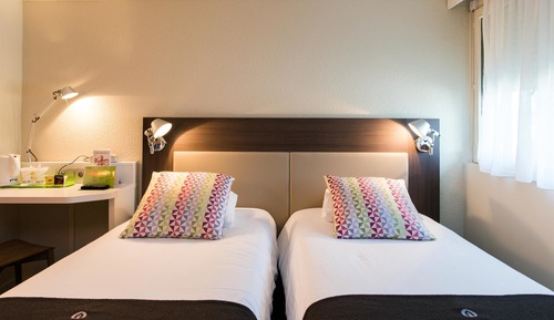 Next Generation, Room, 2 Twin Beds