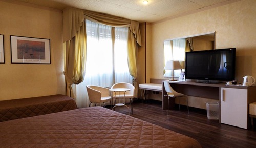 Superior Triple Room