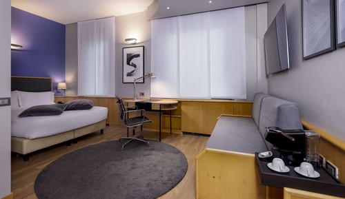 Deluxe Room, Multiple Beds, Non Smoking