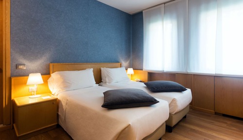 Superior Room, 2 Twin Beds, Non Smoking
