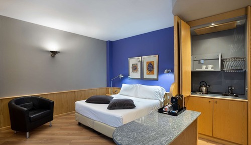 Superior Room, 1 Queen Bed, Non Smoking