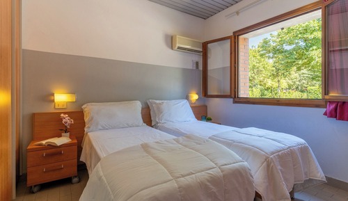 Comfort Bungalow (Pet Friendly)