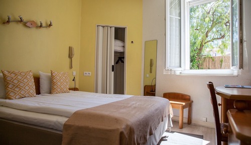 Standard Double Room, Ensuite