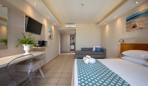 Serenity Double Room with Land View