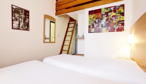 Standard Room, 3 Twin Beds