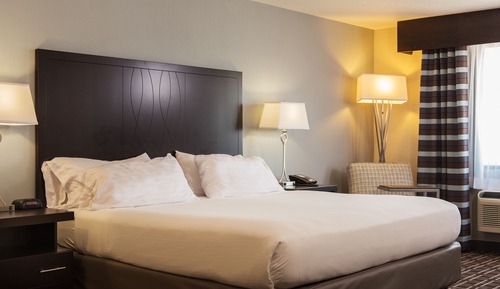 Standard Room, 1 King Bed