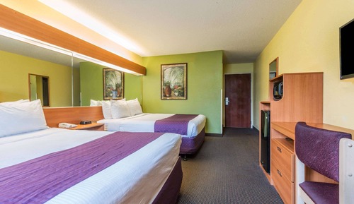 Standard Room, 2 Queen Beds