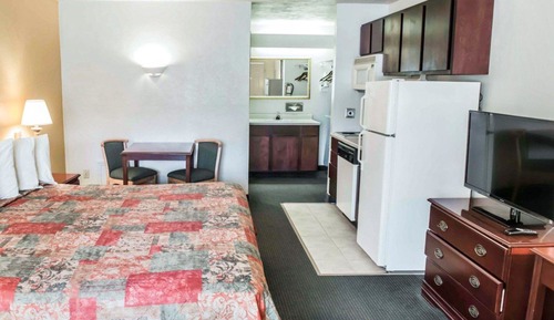 Standard Room, 1 Queen Bed with Sofa bed, Non Smoking