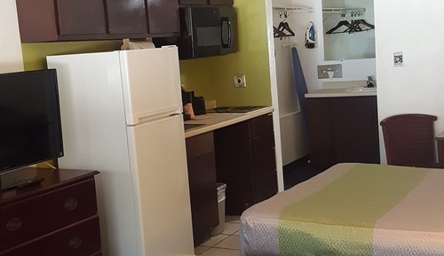 Double Room, 2 Double Beds, Non Smoking, Kitchen