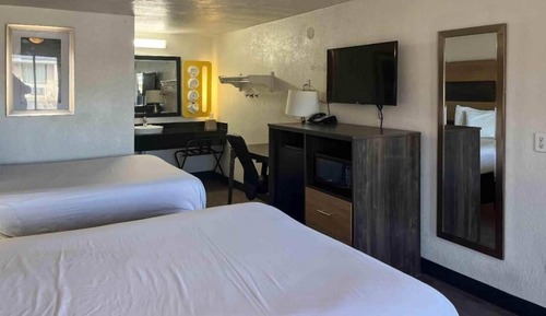 Deluxe Room, 2 Queen Beds, Smoking, Refrigerator & Microwave
