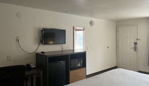 Deluxe Room, 1 King Bed, Smoking