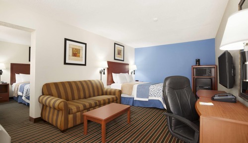 Suite, 2 Double Beds, Non Smoking (Efficiency)