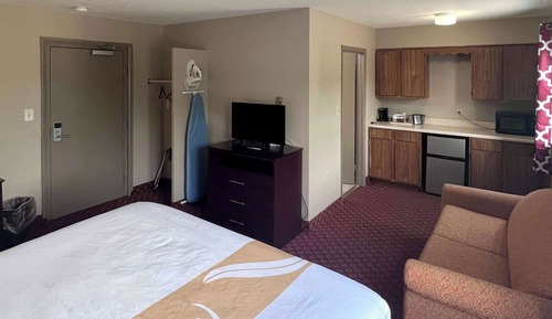 Standard Room, 1 King Bed, Non Smoking