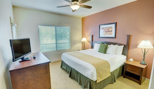 Standard Condo, 3 Bedrooms, Kitchen