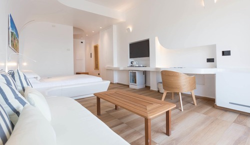 Junior Suite Superior vista porticciolo